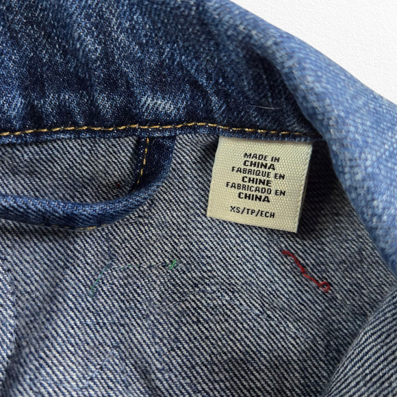 Levi’s Trucker Jean Jacket Patchwork Americana Graphic Statement Denim Size XS - Picture 8 of 13